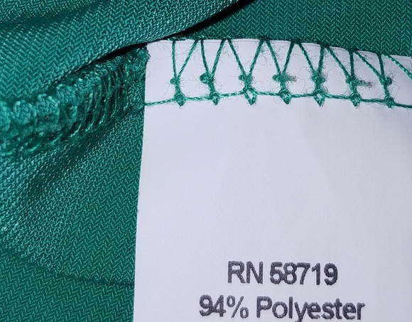 Gorgeous green NY Collection top - Picture 6 of 7